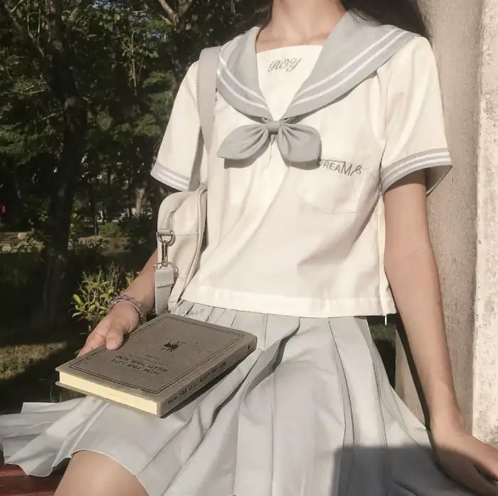 我妻子的一切 海报