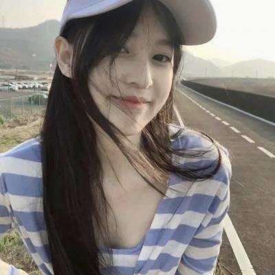 辣个艾莉丝 海报